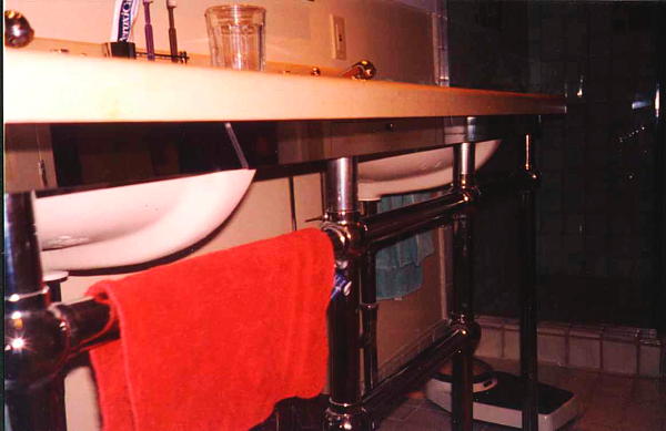 Bar tube sink support